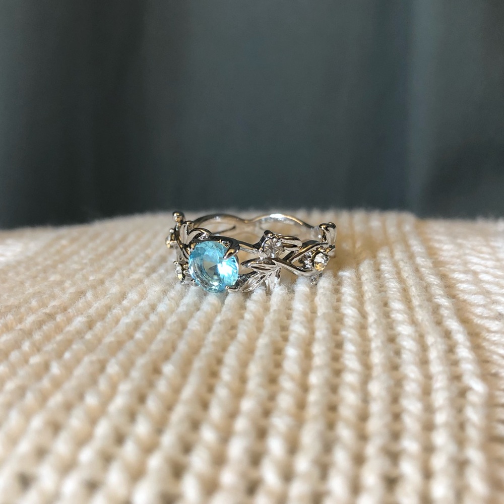 Blue stone ring